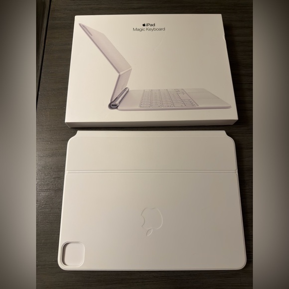 Apple Other - Apple Magic Keyboard: iPad Keyboard case for iPad Pro M2 11-inch - Like New!